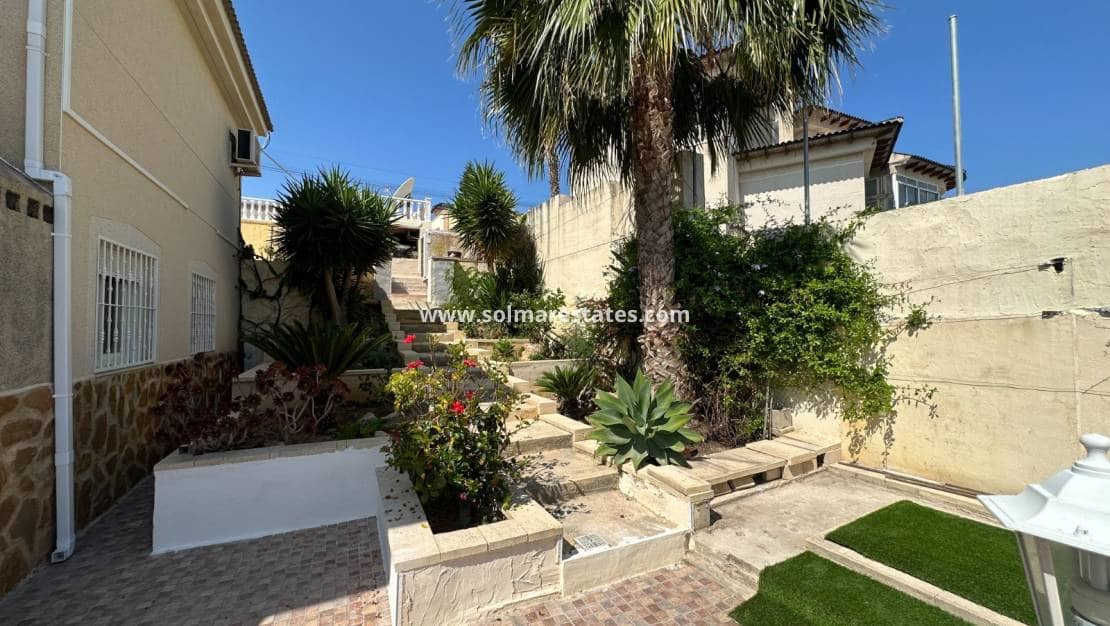 3 Zimmer Villa zu verkaufen in Algorfa mit Pool - 599.990 € (Ref: 9097383)