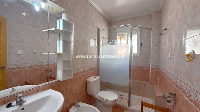 2 soveværelse Bungalow til salg i Cabo Roig, Orihuela med swimmingpool - € 189.950 (Ref: 9099892)