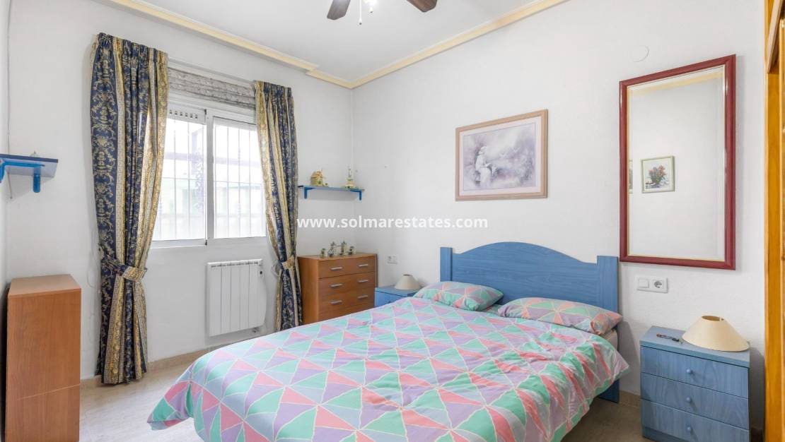 3 soveværelse Lejlighed til salg i Los Altos - € 149.000 (Ref: 9105170)