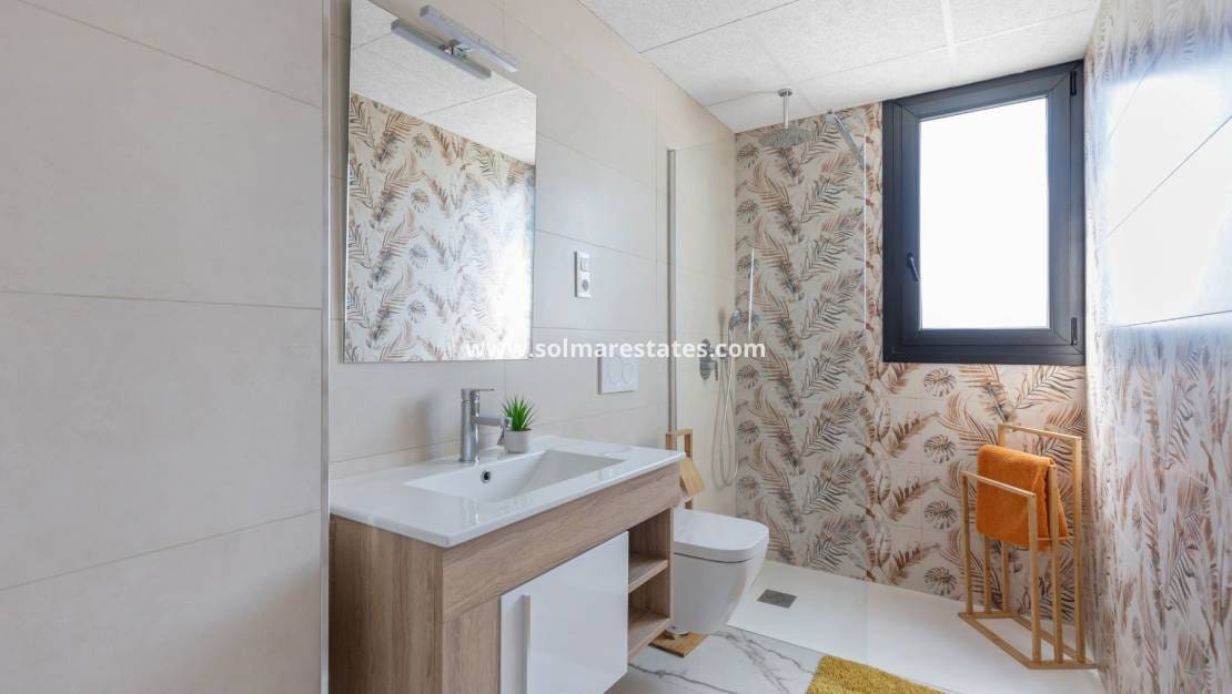 2 bedroom Apartment for sale in Playa Flamenca with pool - € 495,000 (Ref: 9115097)