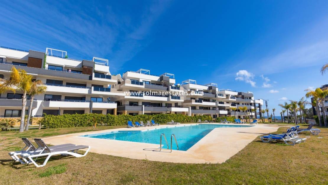 2 bedroom Apartment for sale in Playa Flamenca with pool - € 495,000 (Ref: 9115097)