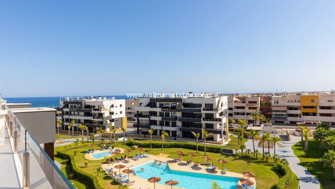 2 bedroom Apartment for sale in Playa Flamenca with pool - € 495,000 (Ref: 9115097)