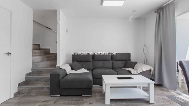 2 makuuhuone Huoneisto myytävänä paikassa Los Balcones mukana uima-altaan - 169 900 € (Ref: 9115106)