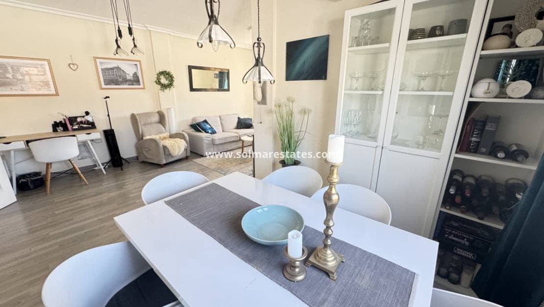 4 makuuhuone Huvila myytävänä paikassa Ciudad Quesada mukana uima-altaan - 590 000 € (Ref: 9115108)