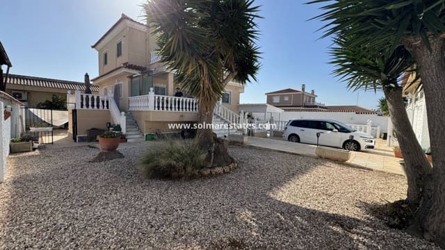 4 makuuhuone Huvila myytävänä paikassa Ciudad Quesada, Rojales mukana uima-altaan - 590 000 € (Ref: 9115108)