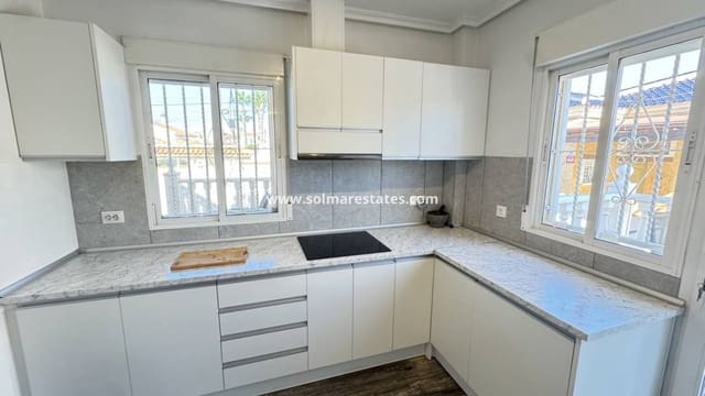 4 makuuhuone Huvila myytävänä paikassa Ciudad Quesada, Rojales mukana uima-altaan - 590 000 € (Ref: 9115108)