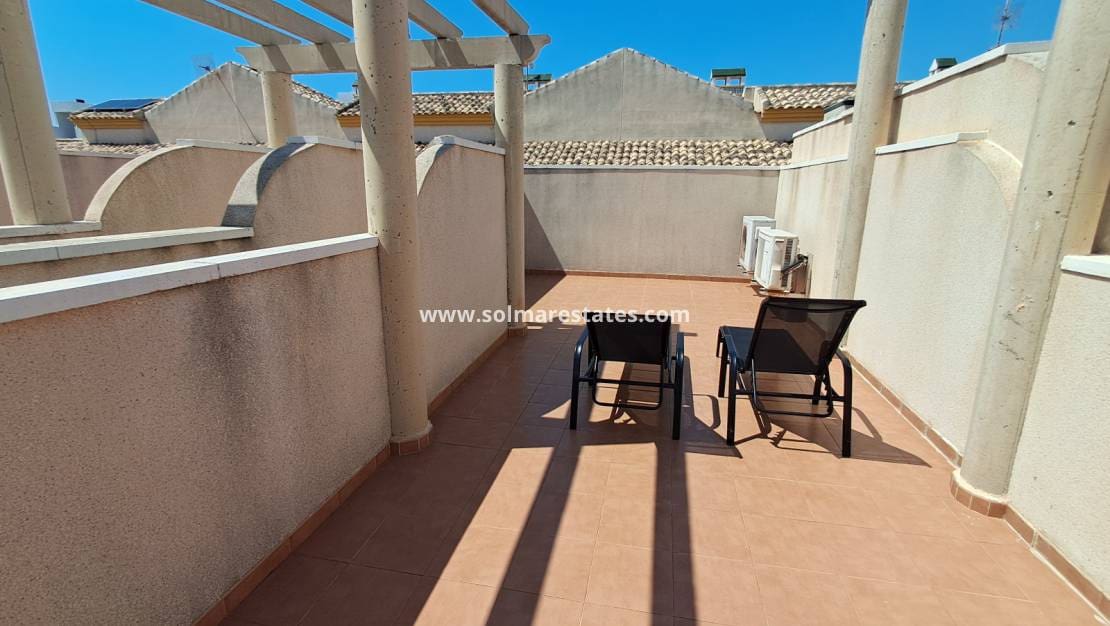 3 Zimmer Haus zu verkaufen in Cabo Roig mit Pool - 255.000 € (Ref: 9115113)