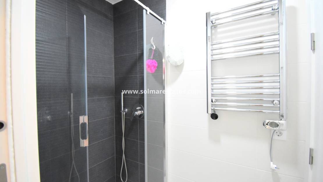 2 chambre Appartement à vendre à Playa Flamenca avec piscine - 365 000 € (Ref: 9123546)