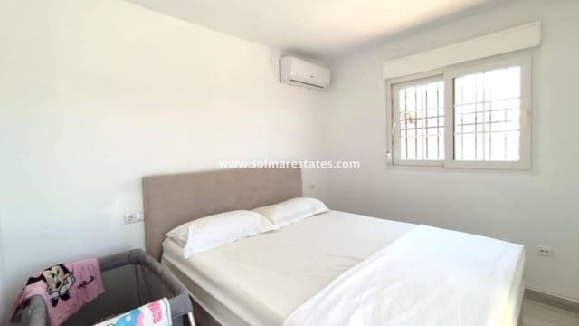 2 Zimmer Doppelhaus zu verkaufen in Playa Flamenca, Orihuela mit Pool - 339.000 € (Ref: 9127421)