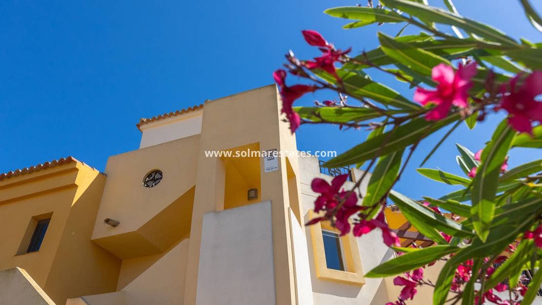 2 slaapkamer Appartement te koop in Orihuela Costa met zwembad - € 227.000 (Ref: 9133109)