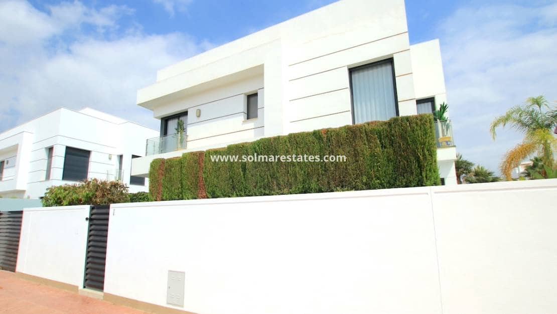 4 chambre Villa/Maison à vendre à Dona Pepa avec piscine - 565 000 € (Ref: 9136406)