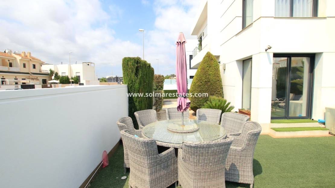 4 chambre Villa/Maison à vendre à Dona Pepa avec piscine - 565 000 € (Ref: 9136406)