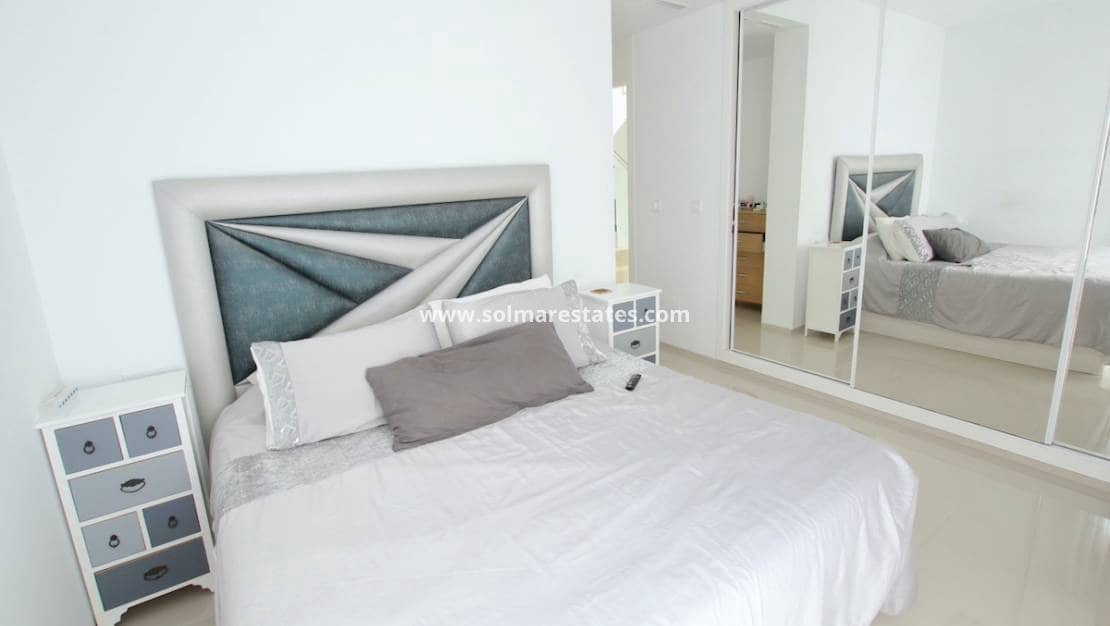 4 chambre Villa/Maison à vendre à Dona Pepa avec piscine - 565 000 € (Ref: 9136406)