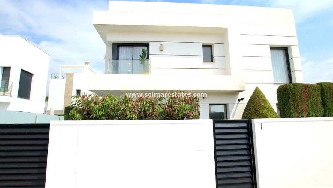 4 soveværelse Villa til salg i Dona Pepa med swimmingpool - € 565.000 (Ref: 9136406)