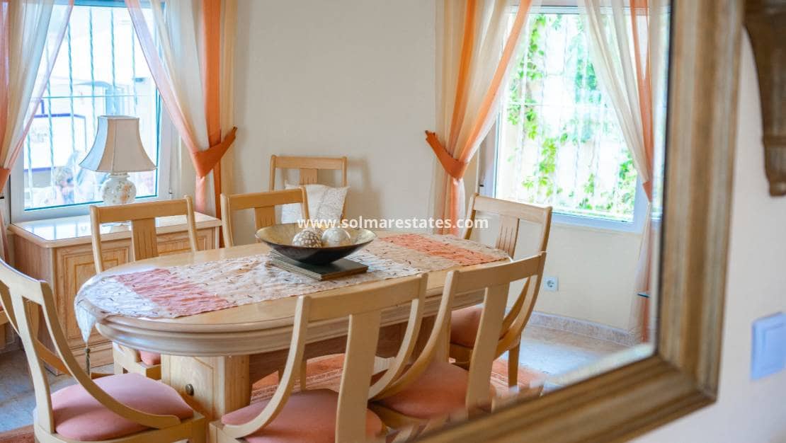 5 soverom Villa til salgs i La Marquesa med svømmebasseng - € 350 000 (Ref: 9144225)