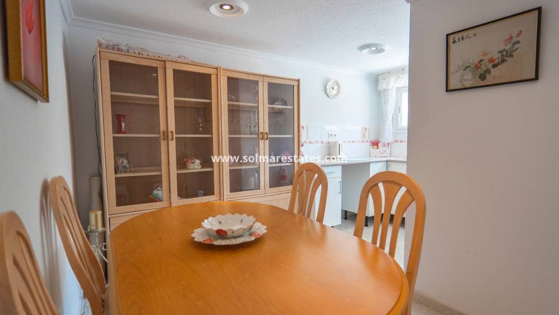 5 soverom Villa til salgs i La Marquesa med svømmebasseng - € 350 000 (Ref: 9144225)