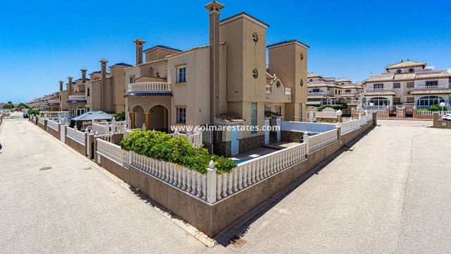 3 soveværelse Semi-Rækkehus til salg i Cabo Roig, Orihuela med swimmingpool - € 269.000 (Ref: 9153033)