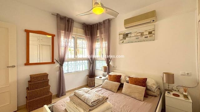 3 bedroom Villa for sale in Villamartin, Orihuela with pool - € 424,995 (Ref: 9154682)