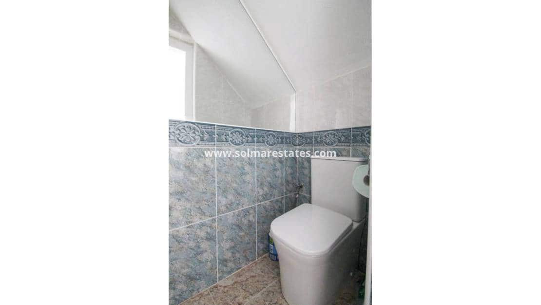 2 soverom Hus til salgs i Cabo Roig med svømmebasseng - € 189 000 (Ref: 9168085)