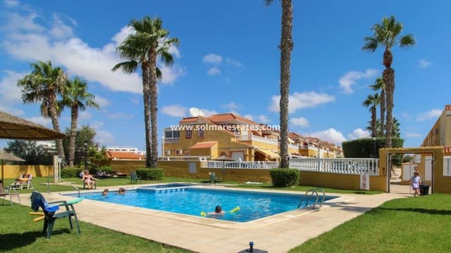 2 bedroom Townhouse for sale in Cabo Roig, Orihuela with pool - € 189,000 (Ref: 9168085)