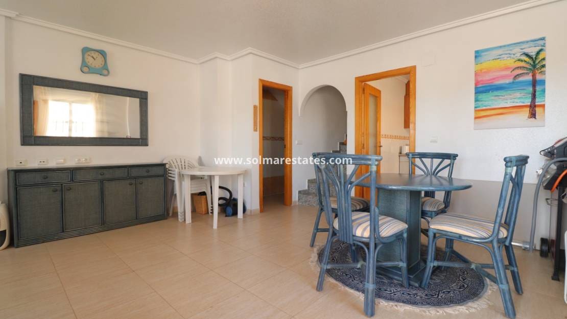 3 chambre Villa/Maison Semi-Mitoyenne à vendre à Ciudad Quesada avec piscine - 209 950 € (Ref: 9168998)