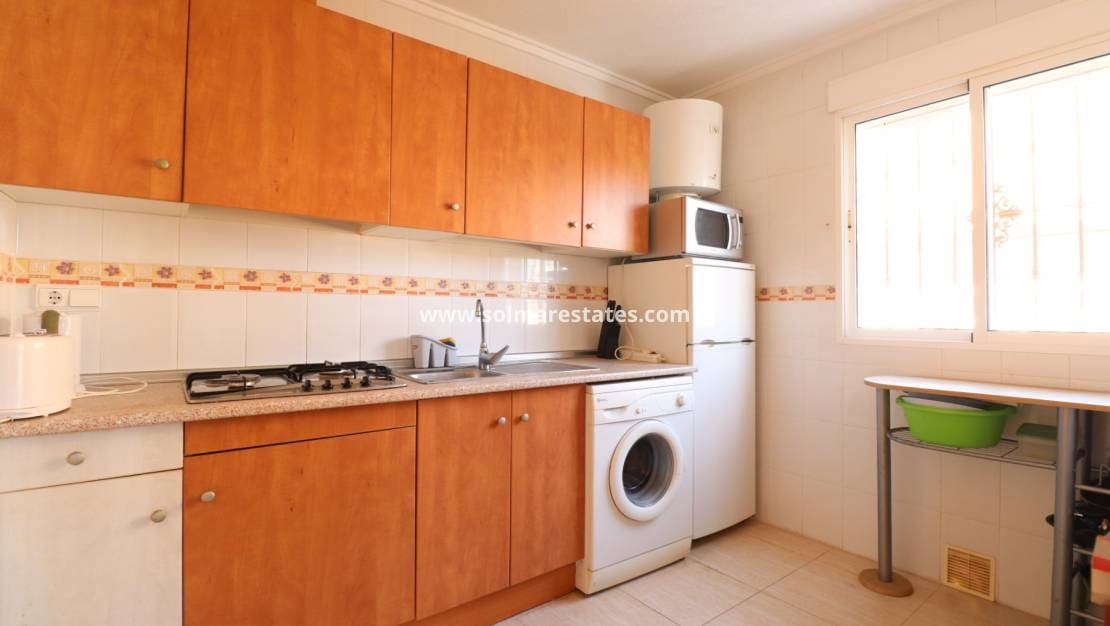 3 chambre Villa/Maison Semi-Mitoyenne à vendre à Ciudad Quesada avec piscine - 209 950 € (Ref: 9168998)