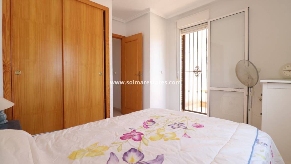 3 chambre Villa/Maison Semi-Mitoyenne à vendre à Ciudad Quesada avec piscine - 209 950 € (Ref: 9168998)