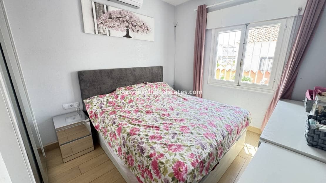 5 soveværelse Villa til salg i La Florida - € 349.000 (Ref: 9170267)