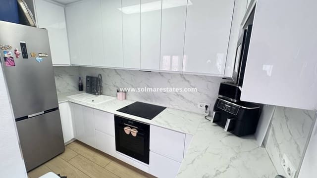 5 soveværelse Villa til salg i La Florida, Orihuela - € 349.000 (Ref: 9170267)