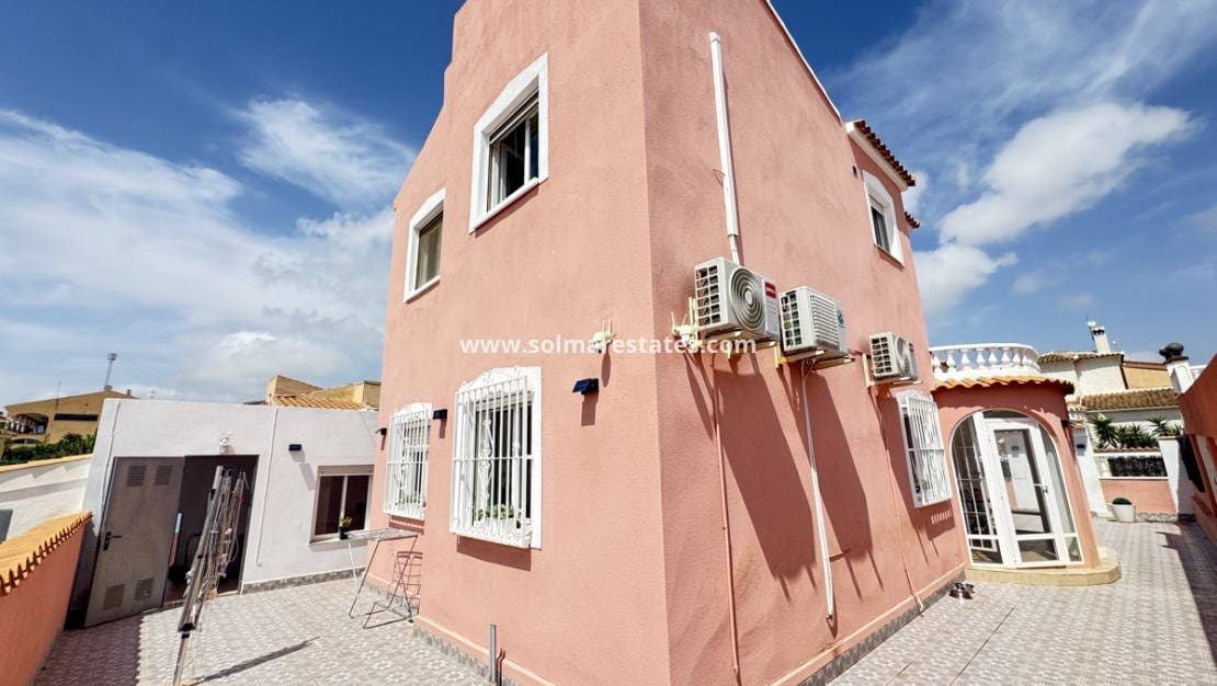 5 soveværelse Villa til salg i La Florida - € 349.000 (Ref: 9170267)