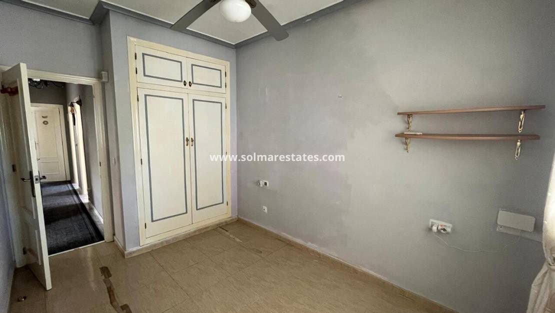 3 soverom Villa til salgs i Lo Crispin med svømmebasseng - € 207 000 (Ref: 9170520)