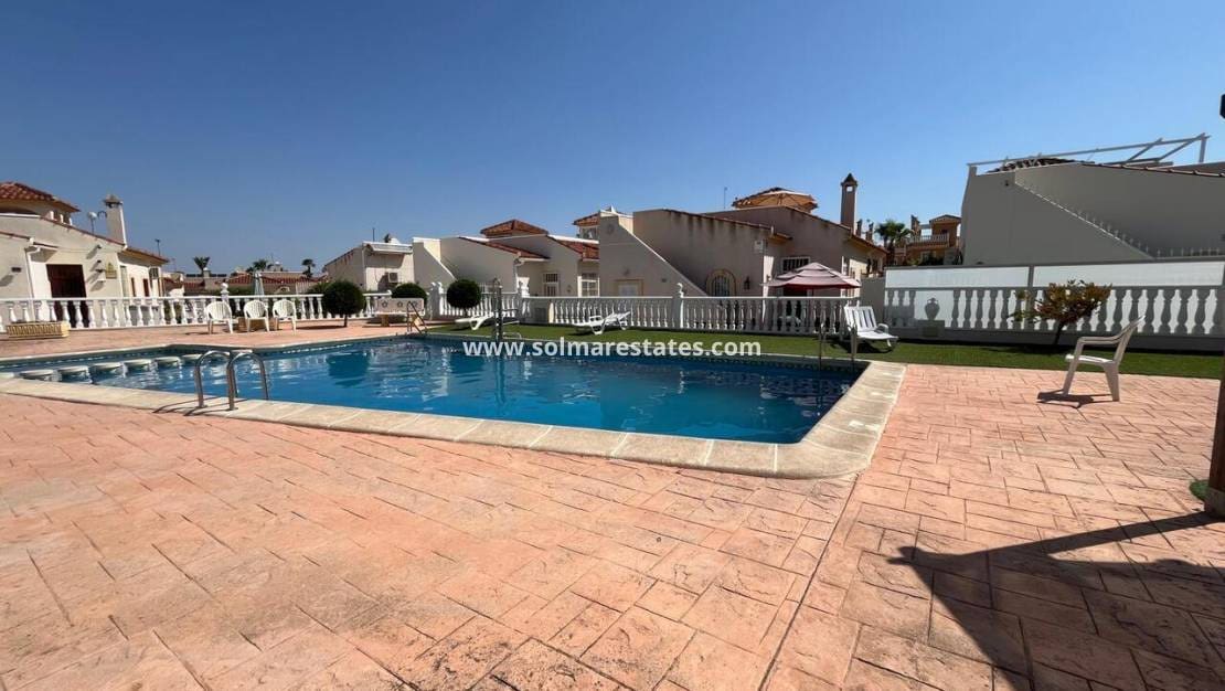 3 soverom Villa til salgs i Lo Crispin med svømmebasseng - € 207 000 (Ref: 9170520)