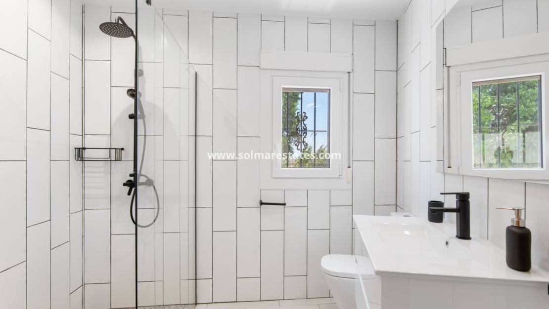 4 sypialnia Willa na sprzedaż w Catral z basenem - 565 000 € (Ref: 9170716)