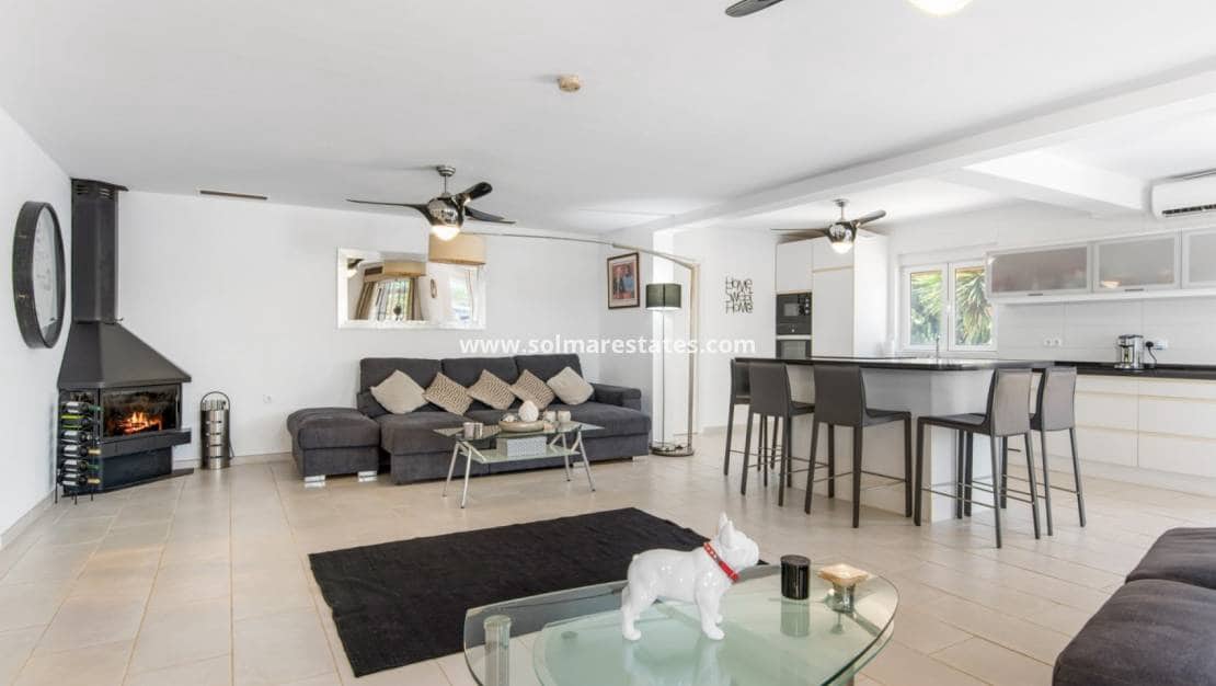 4 sypialnia Willa na sprzedaż w Catral z basenem - 565 000 € (Ref: 9170716)