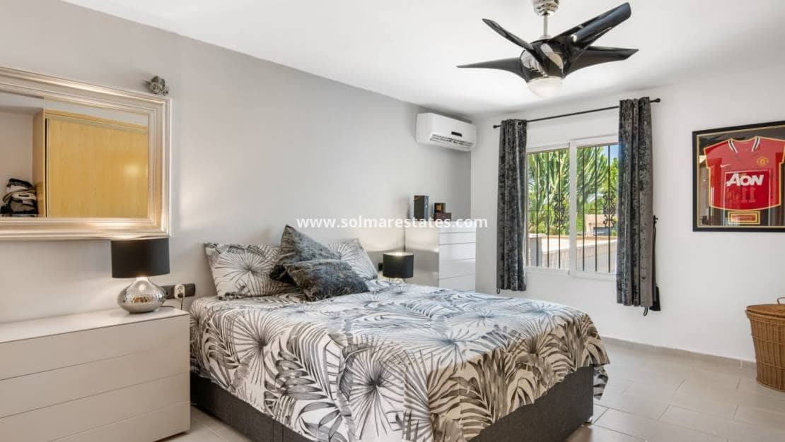 4 sypialnia Willa na sprzedaż w Catral z basenem - 565 000 € (Ref: 9170716)