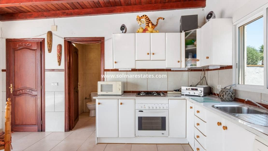 4 sypialnia Willa na sprzedaż w Catral z basenem - 565 000 € (Ref: 9170716)