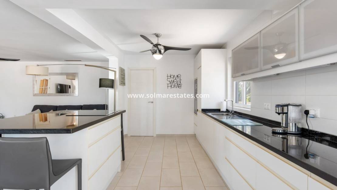 4 sypialnia Willa na sprzedaż w Catral z basenem - 565 000 € (Ref: 9170716)