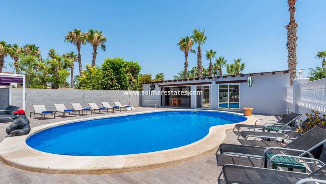 4 sypialnia Willa na sprzedaż w Catral z basenem - 565 000 € (Ref: 9170716)