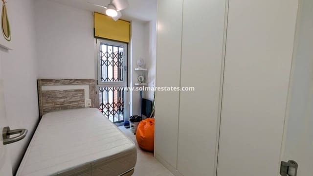 3 Zimmer Apartment zu verkaufen in Villamartin, Orihuela mit Pool - 284.500 € (Ref: 9172313)