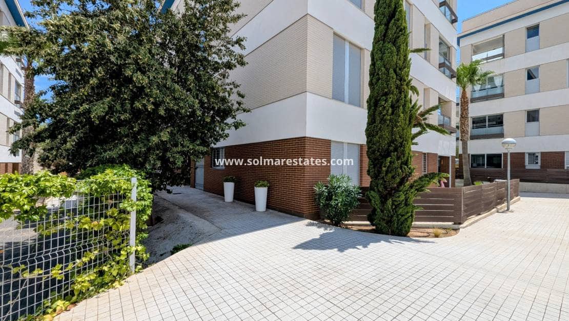3 slaapkamer Appartement te koop in Villamartin met zwembad - € 284.500 (Ref: 9172313)
