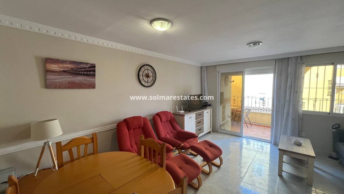 2 camera da letto Casa in vendita in Villamartin con piscina - 160.000 € (Rif: 9172397)