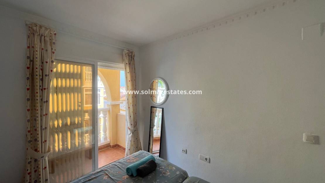 2 camera da letto Casa in vendita in Villamartin con piscina - 160.000 € (Rif: 9172397)