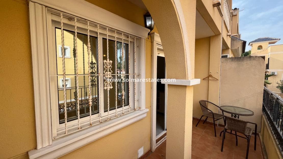 2 camera da letto Casa in vendita in Villamartin con piscina - 160.000 € (Rif: 9172397)