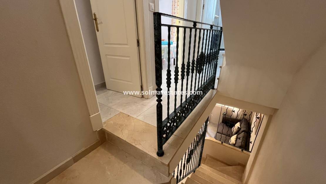 2 camera da letto Casa in vendita in Villamartin con piscina - 160.000 € (Rif: 9172397)