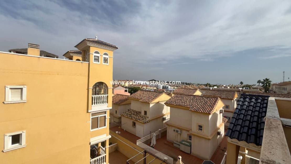 2 camera da letto Casa in vendita in Villamartin con piscina - 160.000 € (Rif: 9172397)