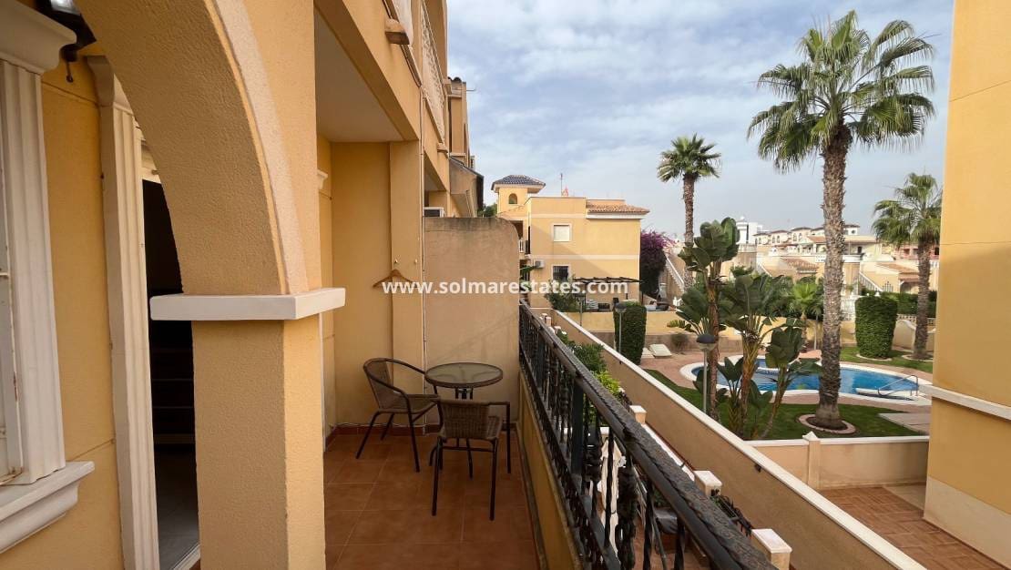 2 camera da letto Casa in vendita in Villamartin con piscina - 160.000 € (Rif: 9172397)