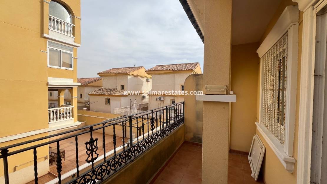2 camera da letto Casa in vendita in Villamartin con piscina - 160.000 € (Rif: 9172397)