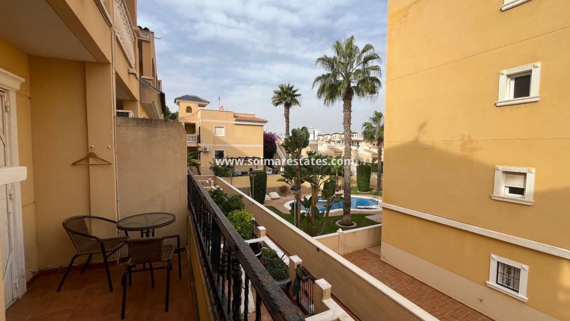 2 camera da letto Casa in vendita in Villamartin con piscina - 160.000 € (Rif: 9172397)