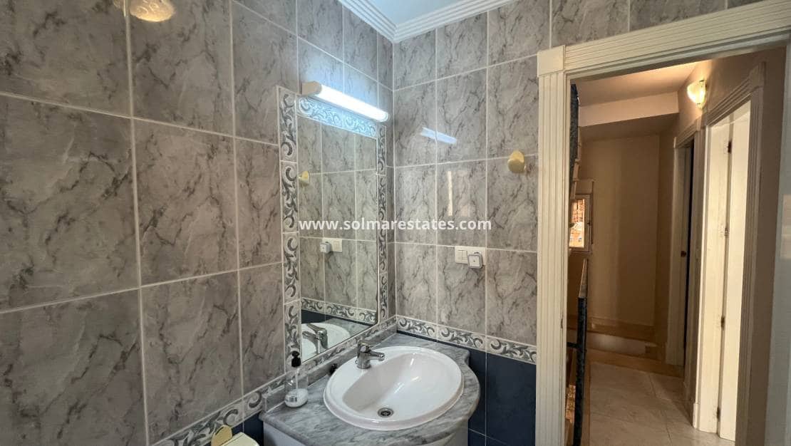 2 camera da letto Casa in vendita in Villamartin con piscina - 160.000 € (Rif: 9172397)