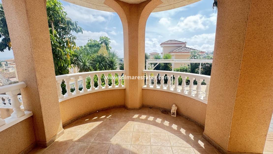 3 slaapkamer Villa te koop in San Miguel de Salinas met zwembad - € 345.000 (Ref: 9175215)